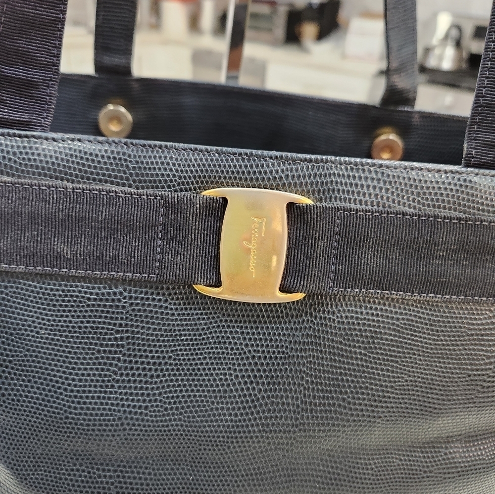 🖤▪️Salvatore Ferragamo ▪️Tote bag Vera canvas Black 🖤 - Picture 2 of 10